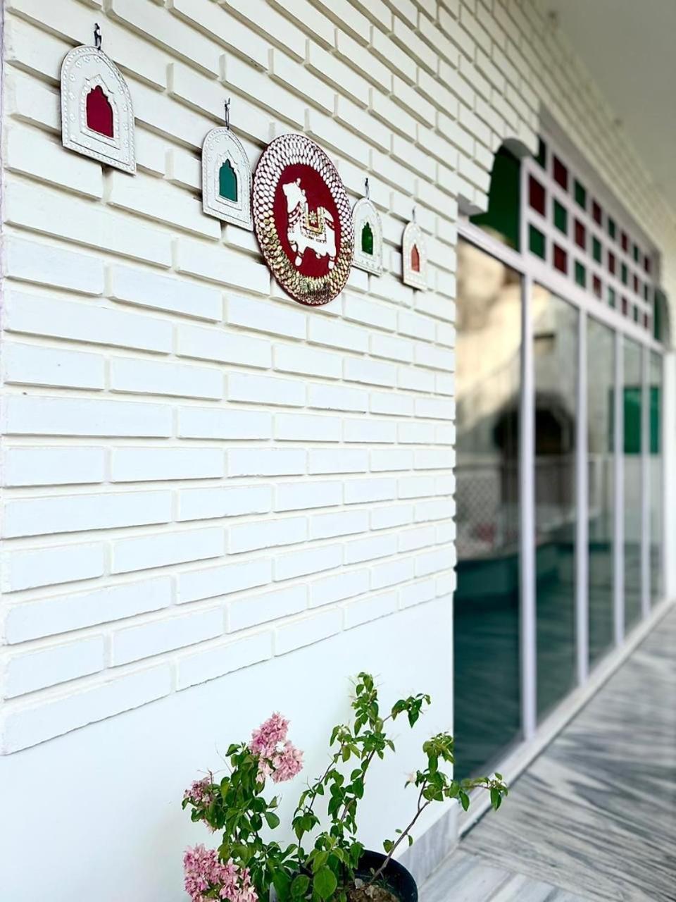 The Nandi International Boutique Homestay فاراناسي المظهر الخارجي الصورة