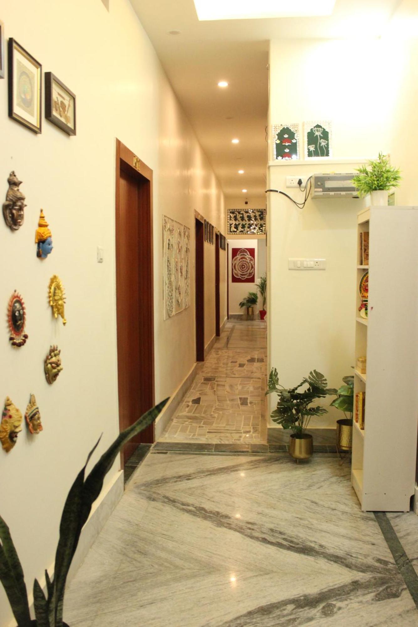 The Nandi International Boutique Homestay فاراناسي المظهر الخارجي الصورة