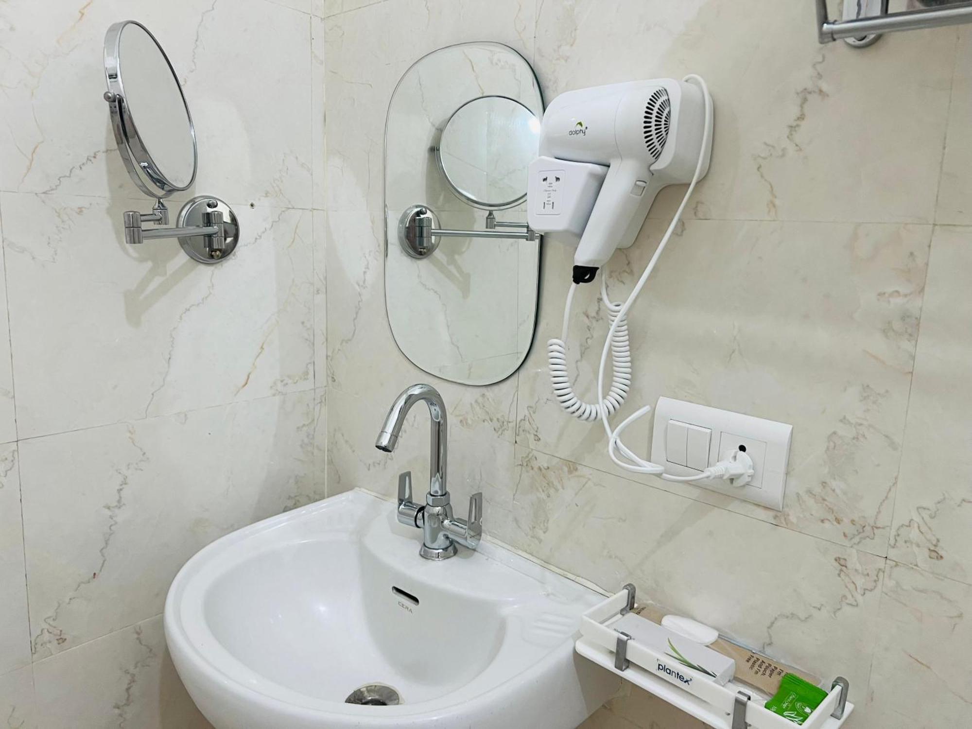 The Nandi International Boutique Homestay فاراناسي المظهر الخارجي الصورة
